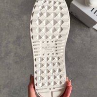 Valentino Garavani Open Star – Black/White