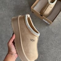 UGG Tazz Slipper 