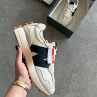 New Balance 327 “Moonbeam”