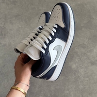 Air Jordan 1 Low “Midnight Navy”