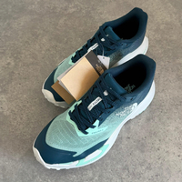 The North Face Vectiv Enduris 4 "BRIGHT FOAM/MIDNIGHT"