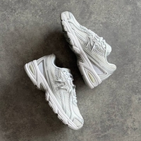 New Balance 740 “White Silver”