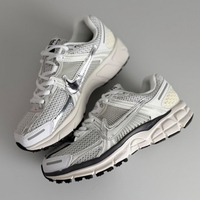 Nike Zoom Vomero 5 