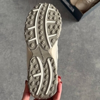 New Balance 204L “Timberwolf”