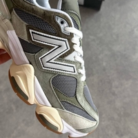 New Balance 9060 “Grey Green”