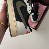 Travis Scott X Air Jordan 1 Retro Low OG Olive