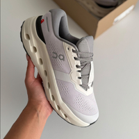 On Cloudrunner 3 