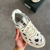 New Balance 1906r “Polka Dot” Phantom