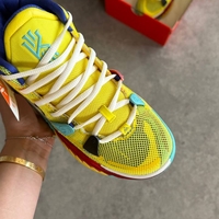Nike Kyrie 7 