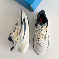 Hoka Cielo X1 3.0 "Alabaster Yellow Gold"