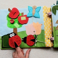 Тиха книжка от плат Пчелички