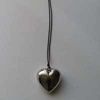 PUFFY HEART NECKLACE