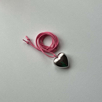 PUFFY HEART NECKLACE in toffee pink