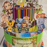 Торта от книжки и моливи САФАРИ 1  / Safari