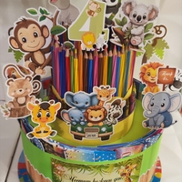 Торта от книжки и моливи САФАРИ 1  / Safari