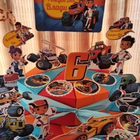 Картонена торта  ПЛАМЪЧКО И МАШИНИТЕ 2 /  BLAZE AND MONSTERS  2