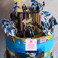 Торта от книжки и моливи БАТМАН 12 / Batman