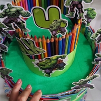 Торта от книжки и моливи ХЪЛК 4