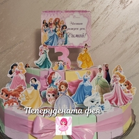 Картонена торта Дисни принцеси / Disney Princess