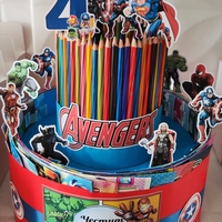 Торта от книжки и моливи ОТМЪСТИТЕЛИТЕ 2 / Avengers