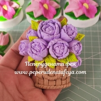 Керамична  КОШНИЧКА С ЦВЕТЯ  с  магнит