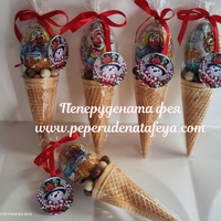 Фунийки KINDER с шоколадово яйце,  Шоко Криспи и Маршмелоу