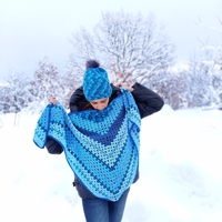 Ръчно изплетена шапка, носеща цвят и настроение „Звезда“