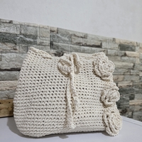 Ръчно Плетени Чанти с 3D Рози