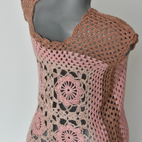Hand-knitted openwork blouse with floral motifs - Boho Chic Elegance