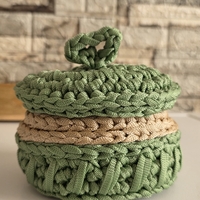 Елегантна Плетена Кутия с Капак-Организация с Душа и Стил!