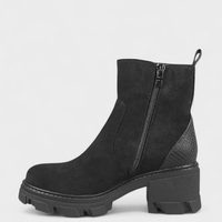Модерни черни дамски боти с топъл хастар и грайферна подметка W851026 Black