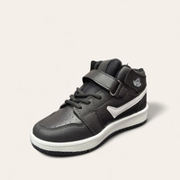 Детски високи кецове с лепенка 8070 black