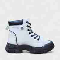 Дамски спортни боти в бял цвят X-3020 white