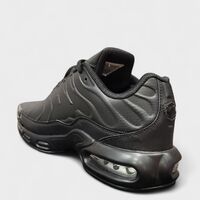 Мъжки маратонки в черно, по дизайн на Nike – 601-5 black