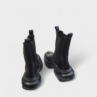 Модерни дамски боти на масивна платформа със златни акценти - Черен цвят | 0314-1 black