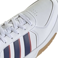 Мъжки бели кецове със сини ленти Adidas Courtbeat ID0507