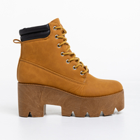 Модни дамски боти на платформа в кафяв цвят модел: HD02 Camel