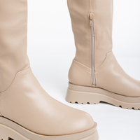 Дамски ботуши в бежов цвят модел: 2А-1503 beige