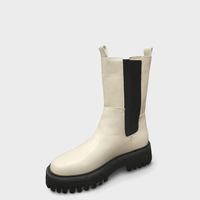 Модерни дамски боти с ластик в черен цвят модел: BT Cira beige/black