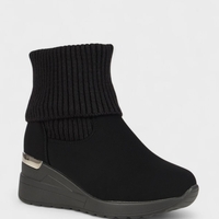 Дамски черни боти със скрита платформа и плетен чорап B4151-1