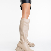 Дамски ботуши в бежов цвят модел: 2А-1503 beige