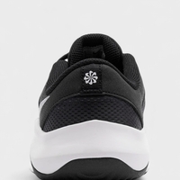 Мъжки маратонки Nike Legend Essential 3 NN black/white-iron gray