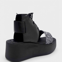 Дамски Сандали на Платформа 22258-1457 Nero – Черни, Естествена Кожа, Флорален Дизайн