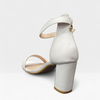 Елегантни дамски сандалети в бяло JK-712-36 white