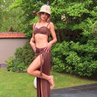 Lovely brown set