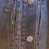 Grunge-inspired chain brooch