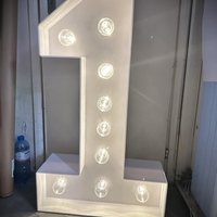 Светещи цифри на батерии