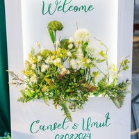 Светеща кашпа за цветя