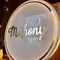 Светещи луксозни табели