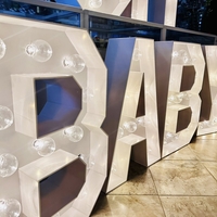 Светещ надпис OH BABY